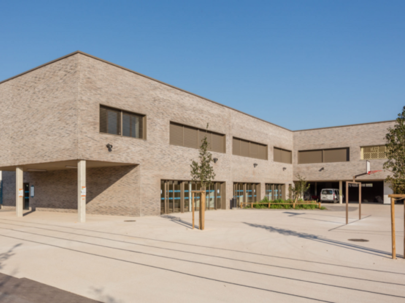 Restructuration de lécole maternelle et construction de lécole