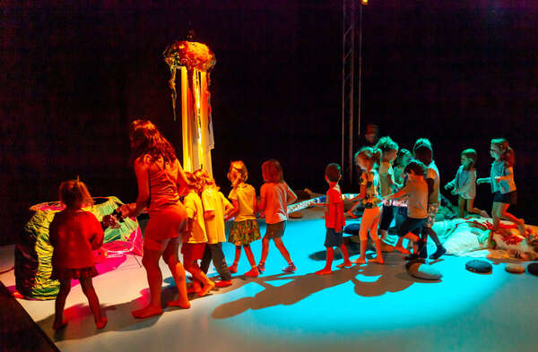 Le théâtre, un tremplin pour la confiance et la créativité des enfants