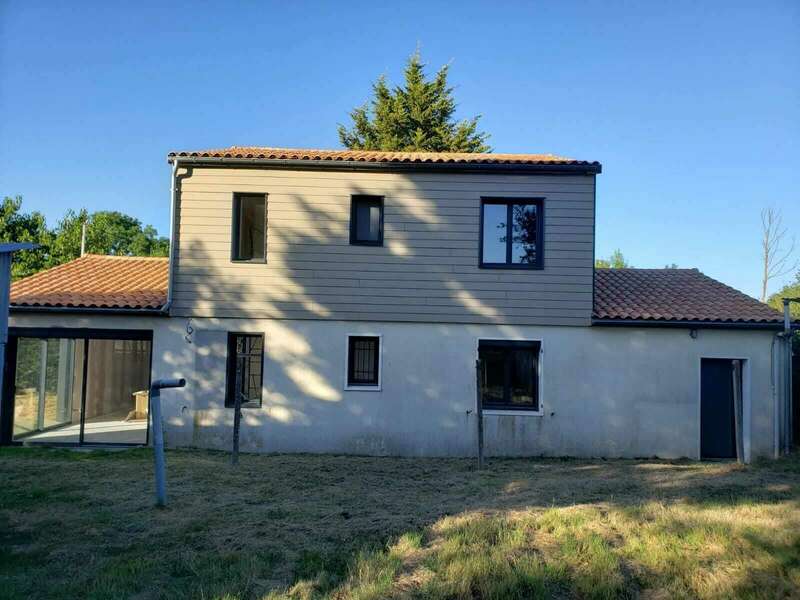 7af1d66d-54a3-4f50-bd2b-ad54a54253f9