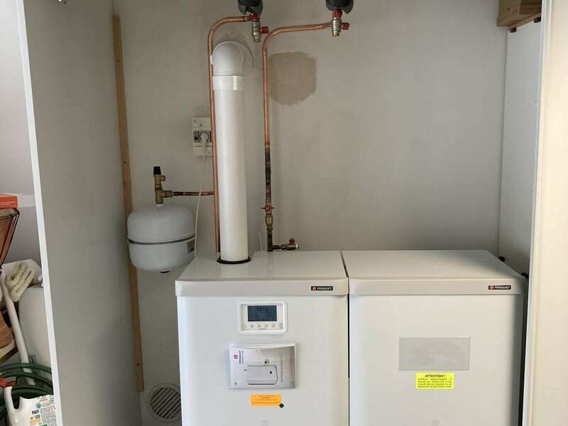 d8878896-68b4-408d-93e8-e6bd2fa25aa8