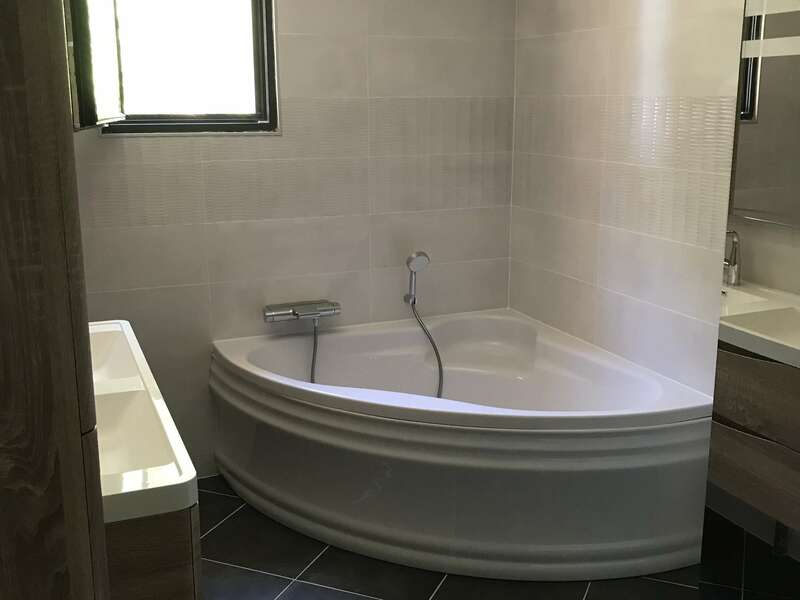 d3500f75-b282-4b34-bd6c-4c3a832e18fc