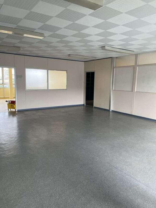 Immeuble d'activité de 390 m²