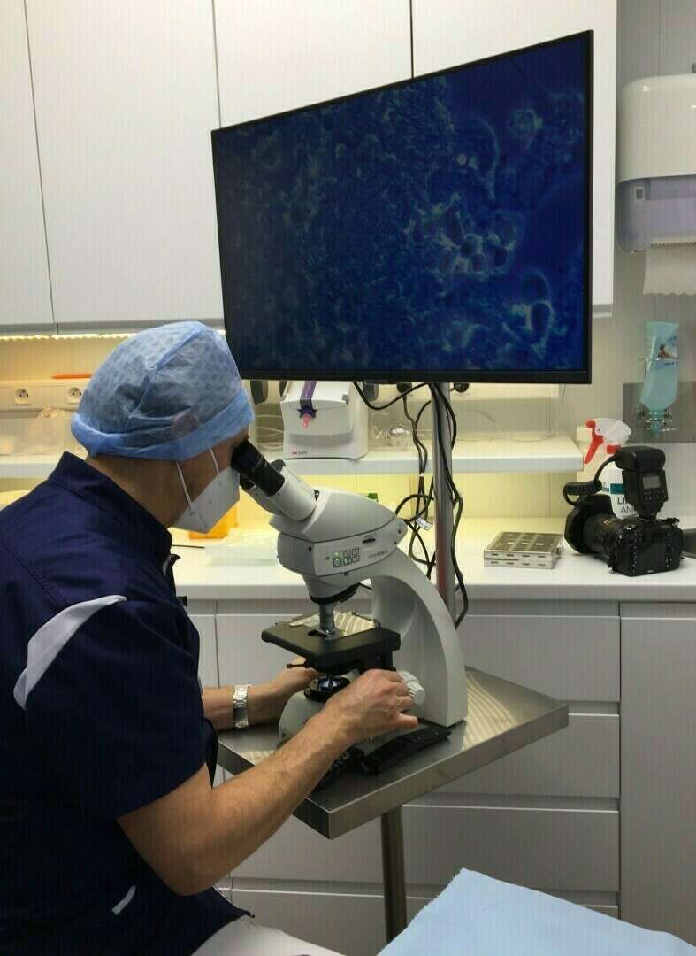 PARODONTOLOGIE : UNE APPROCHE MICROBIOLOGIQUE