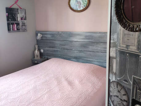 Tête de lit planche de coffrage sapin
Effet bois grisé