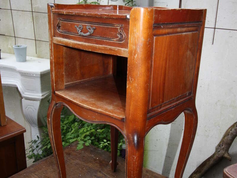 Chevet placage merisier - 25€