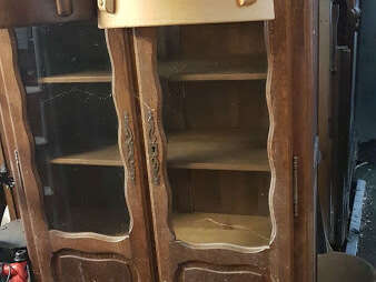 Vitrine deux portes vitrées 3 étagères - placage chêne foncé - 80€