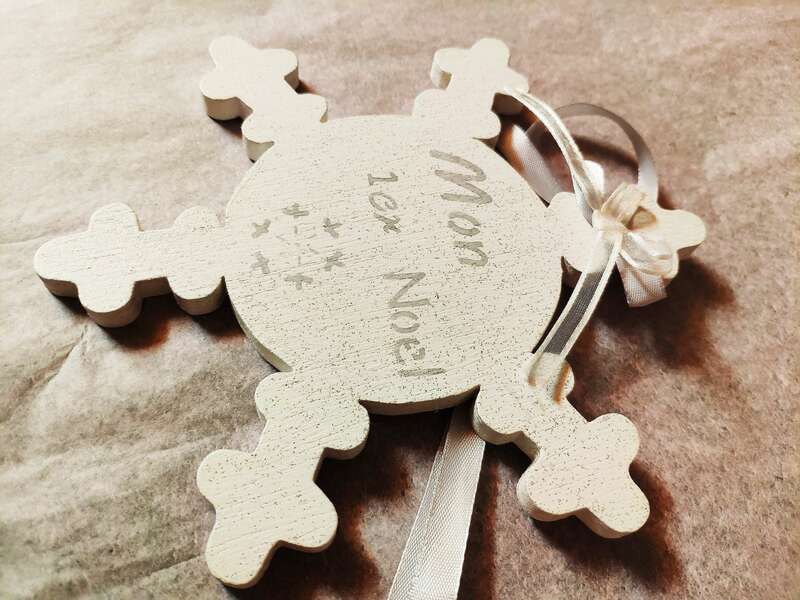 Flocon ou objet découpe bois personnalisé - 15€