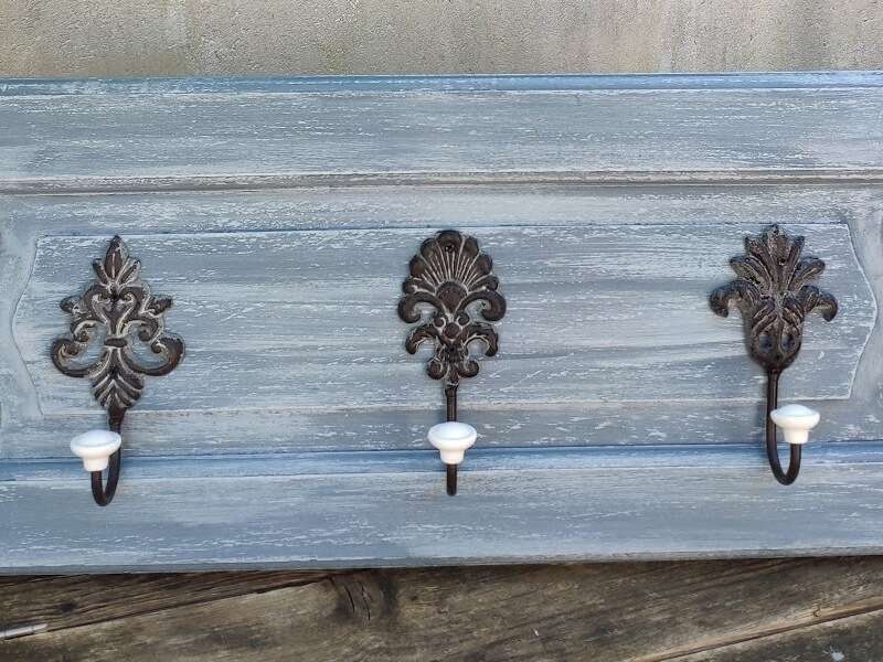 Porte manteau patiné 3 patères - 70€
