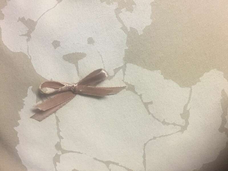 Coussin pochoir et noeud 20€
Sur commande