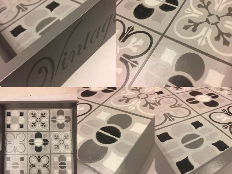 Détail plateau pochoir carreaux de ciment