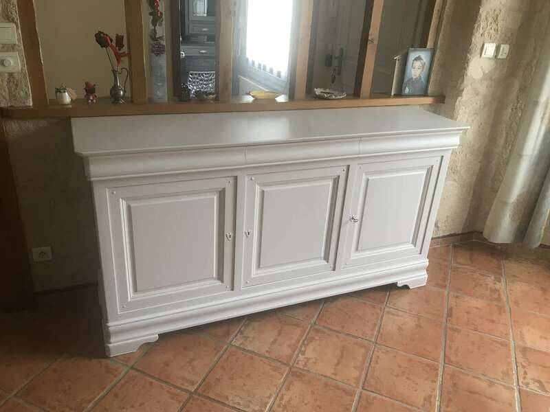 Buffet style Louis Philippe merisier vernis
Peinture Color'Mat Coton
Protection Vitri'Protect haute résistance
