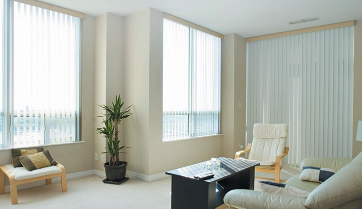 Décor Project, bandes verticales orientables à 180°