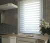 Store enroulable ROLLOMAGIC effet voilage modulable