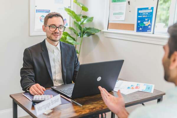Taux immobilier 2026 : faut-il acheter maintenant ou attendre la baisse ?