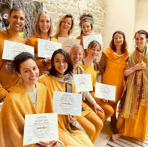 WHAT IS A YOGA TEACHER?  AN INTEGRATED TEACHER!