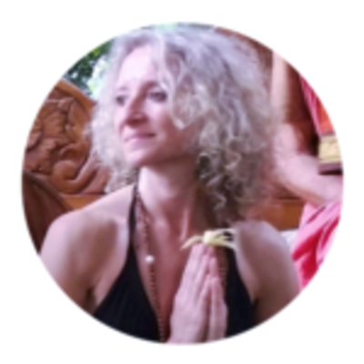 Avis Sagara Vidya - Yoga School Bretagne - Karine M, Professeur de Yoga