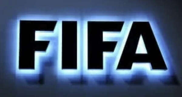 En savoir plus sur...l'article 17 du Règlement du Statut et du Transfert des Joueurs de la FIFA.