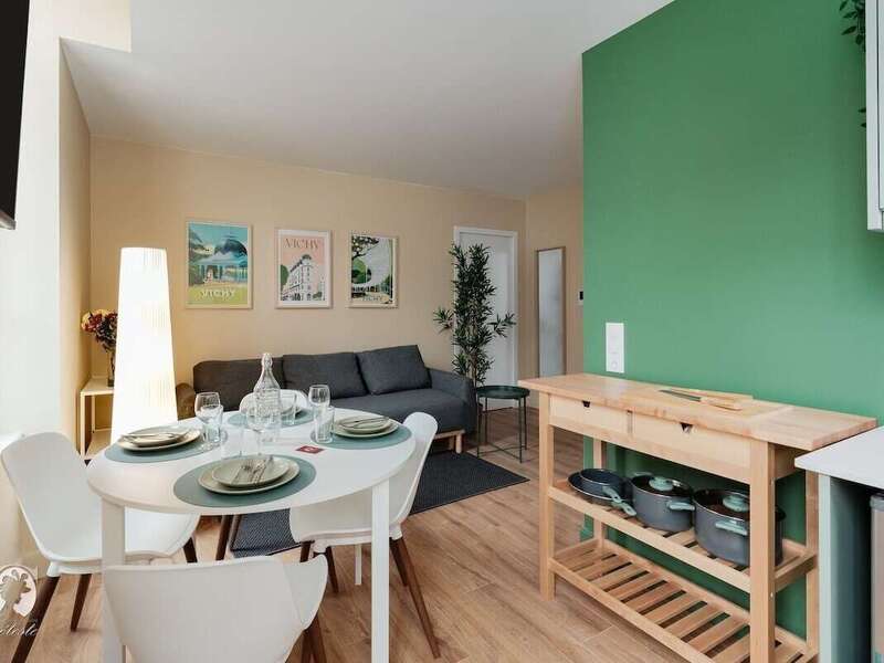 955c38e0-3c46-4fdd-a2b4-597ca1da0d05