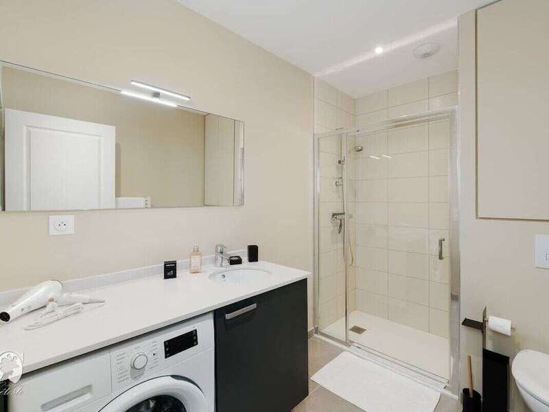 6bfa1996-c6ed-46fb-ae65-2aff1efb0118