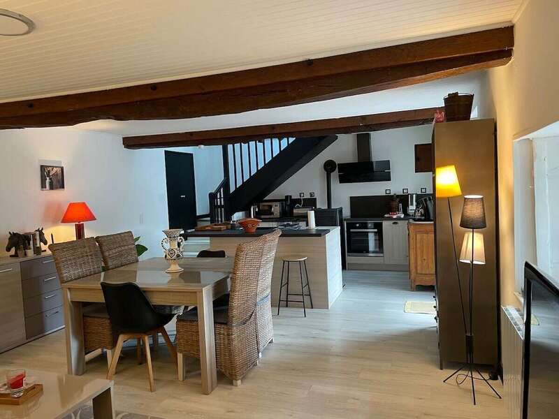 8cdbb8fb-34c2-4411-af0f-9c4fb7050147