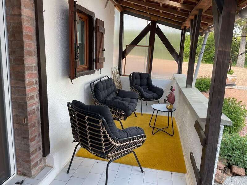 a9d7d48e-5846-47b0-bc92-3d852e330c28