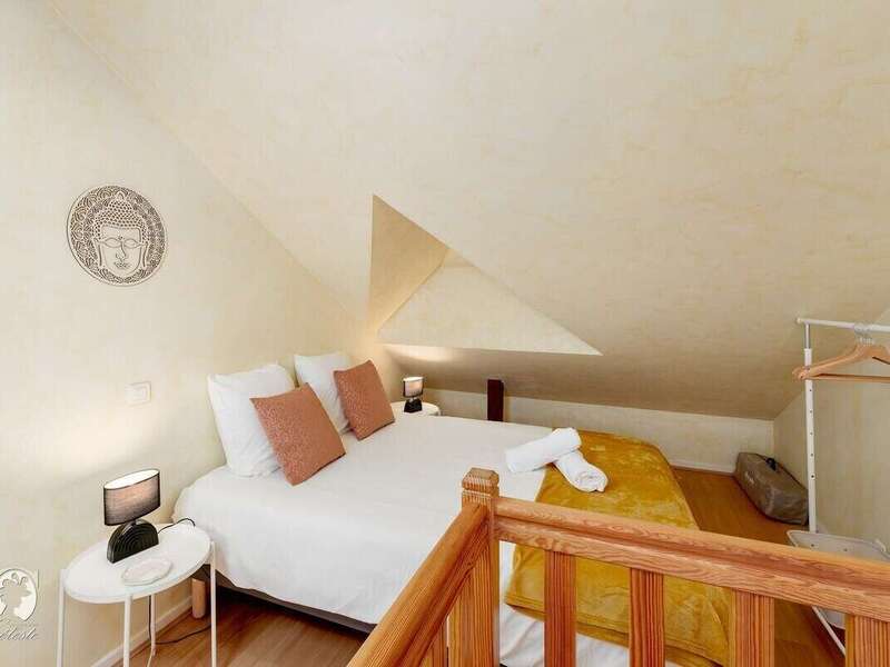 7f7d7d70-64f1-4d25-b9e3-f610f4b3302d