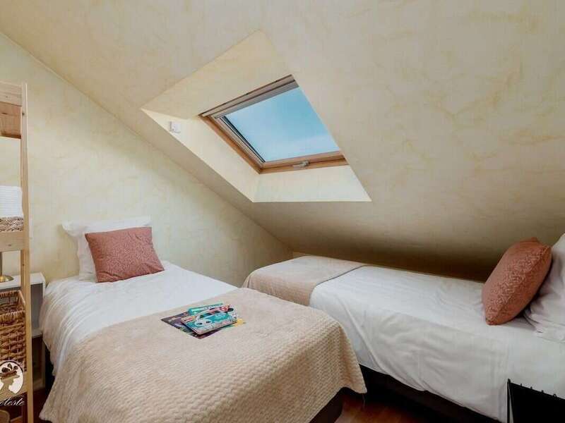 0b65c1f6-292d-4ba1-9f23-9767e3d8f64e