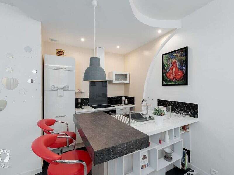 b50bcba1-ec3d-45c7-aeb9-287d83fcbe68