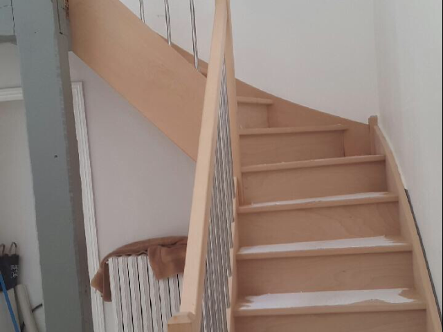 AMF Menuiserie expert en fabrication d'escalier en bois à Paris et Île de France