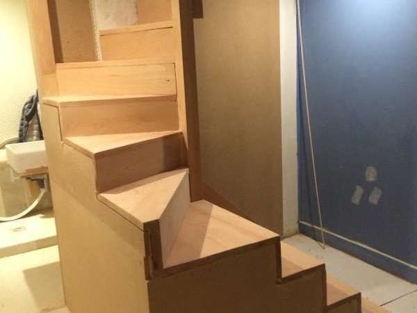 AMF Menuiserie, escalier en bois sur mesure. Fabrication, réparation et entretien