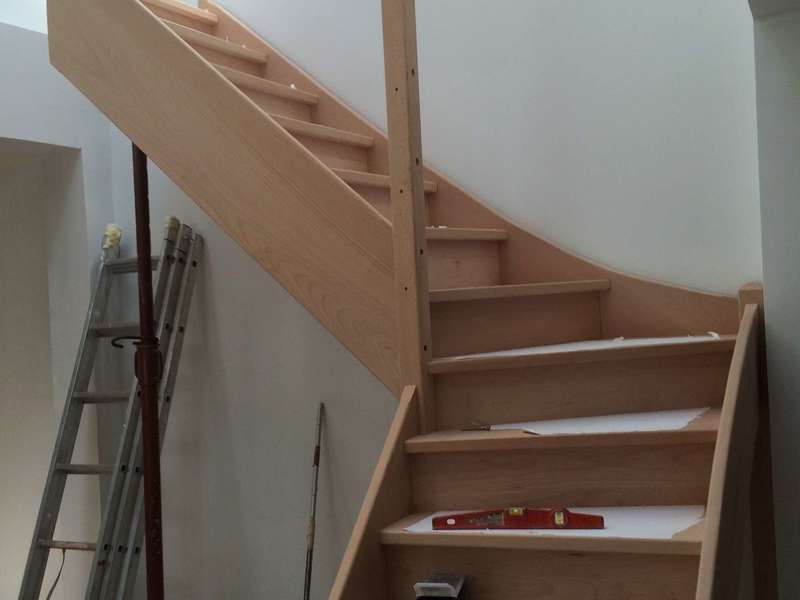 faites appel a amf menuiserie pour la renovation descalier en bois