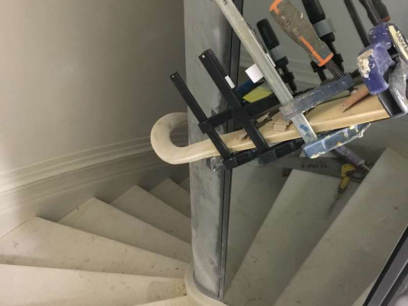 amf menuiserie reparation de marche descalier en bois paris et lle de France