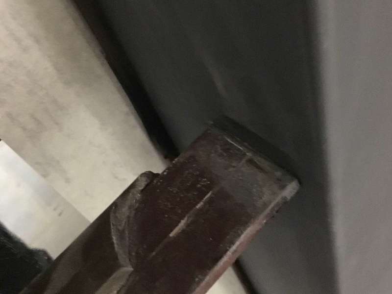 AMF Menuiserie répare les marches d'escalier en bois sur Paris