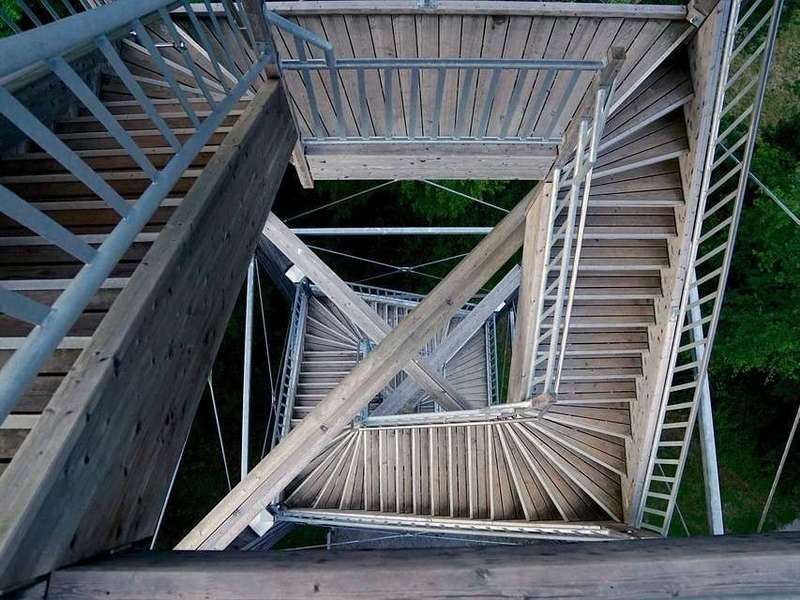 
Refaire ses escaliers en bois avec AMF Menuiserie sur Paris île de France
