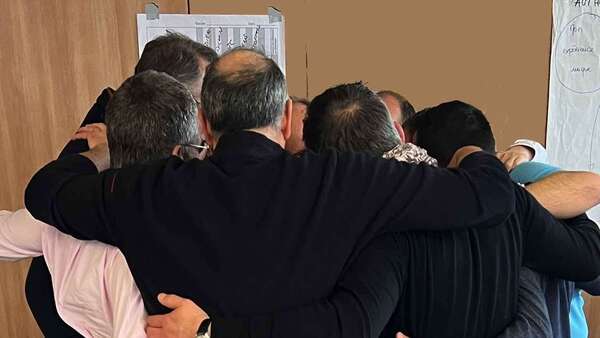 Comment resserrer les rangs en situation de crise ? 