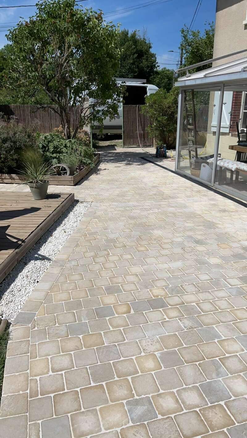 e22afc1f-1de5-4db6-afcc-16ca1a0c5fd0