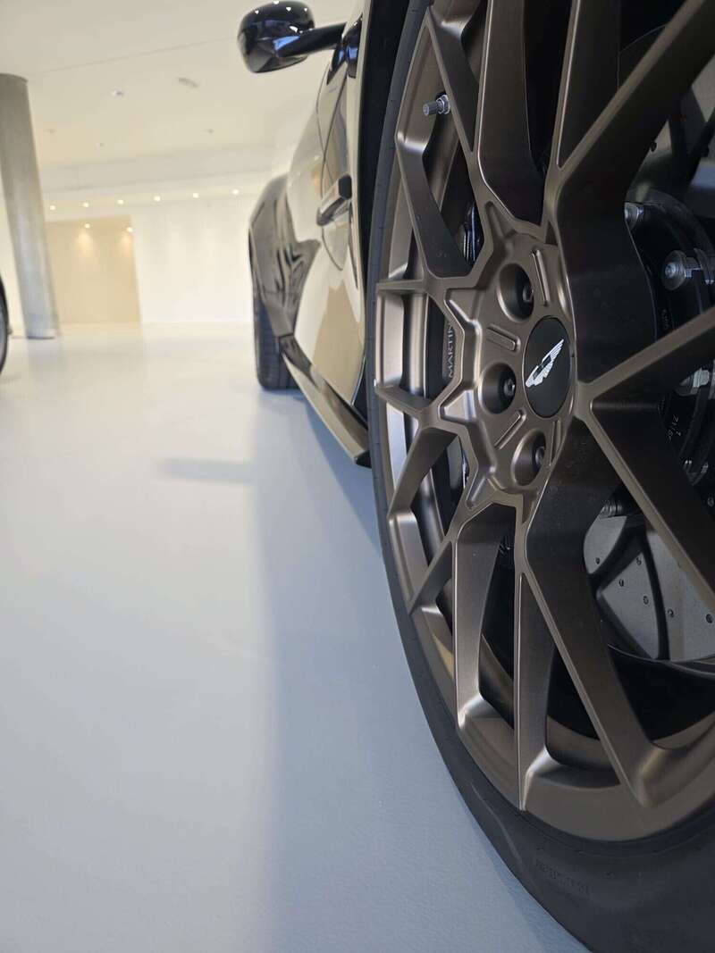 80541e15-f1e3-4ab4-9de9-b4ce8e3566f2