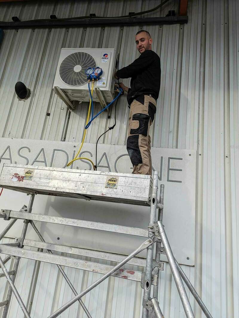 410389230_332590082958248_2818179345642444167_n