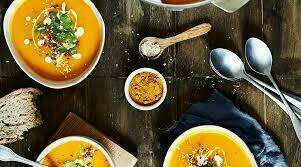 Velouté de potimarron, curcuma et lait de coco