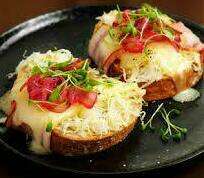 Tartines de pastrami à la choucroute 