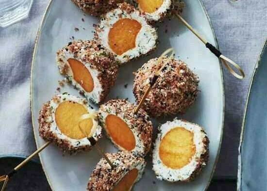 Sucette de melon au fromage frais aux noix