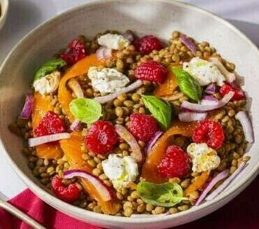  Salade de lentilles, framboises et truite fumée