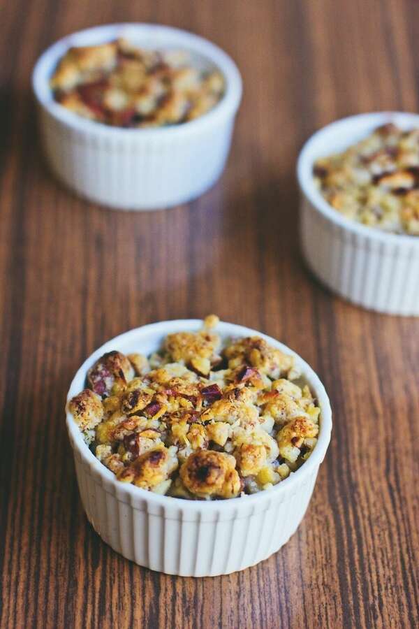 Crumble express de raisin aux noisettes