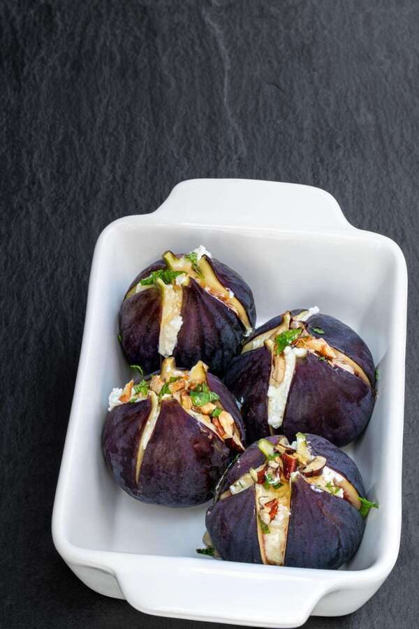 Figues farcies au chèvre