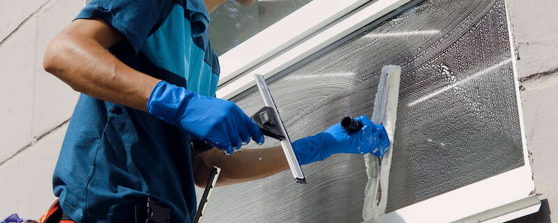 Nettoyage de vitres et cabines d’ascenseur