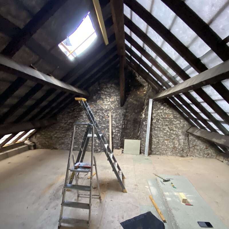 Aménagement des combles à Varennes-Jarcy (91) par VRJ