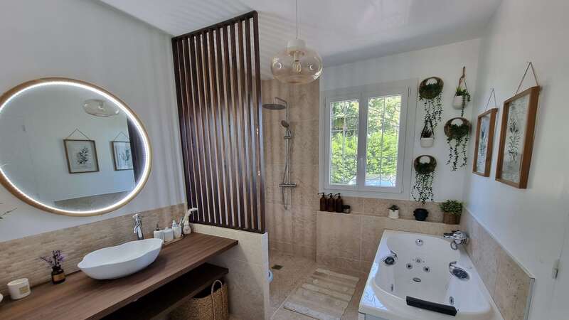 Rénovation totale de salle de bain à Lescar (64)