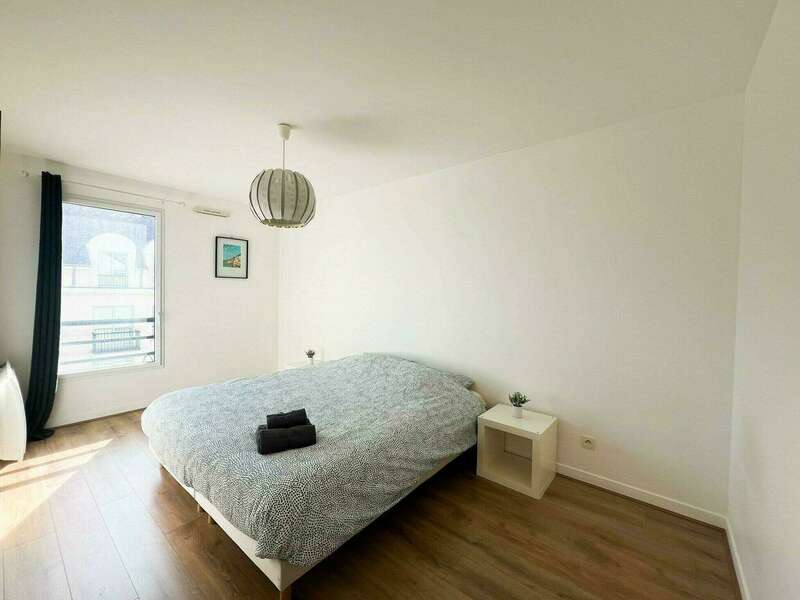 EXIGEHOME - Grand T4 en centre ville à 10 min du RER A