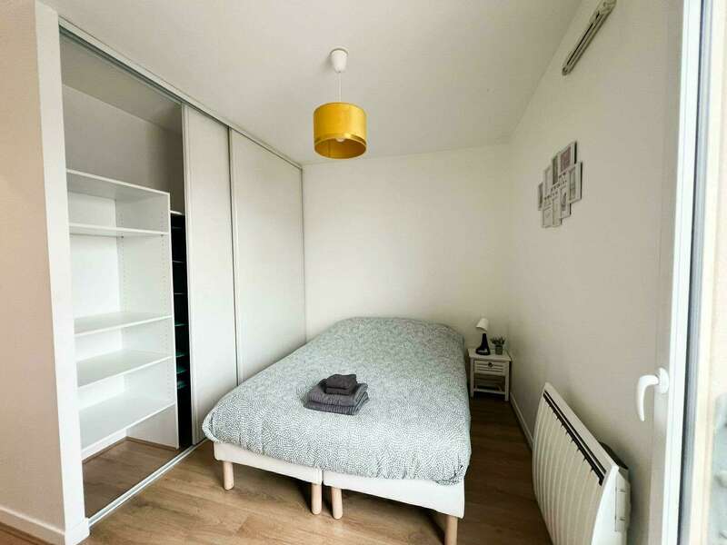 EXIGEHOME - Grand T4 en centre ville à 10 min du RER A