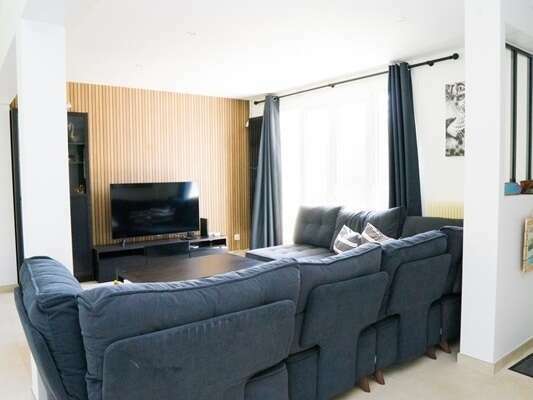 EXIGEHOME - Grand duplex de standing avec jardin 20 min Paris